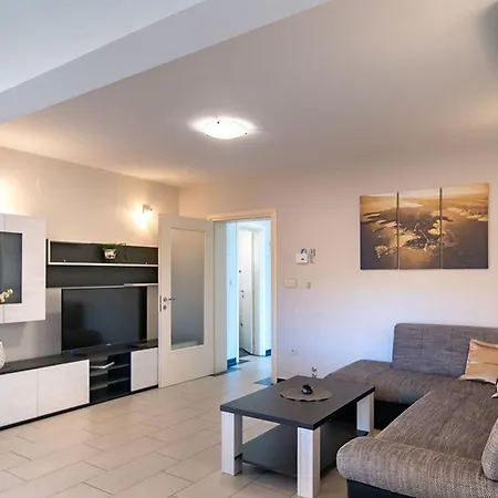 Apartment Mistral