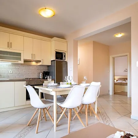 Mistral Apartment