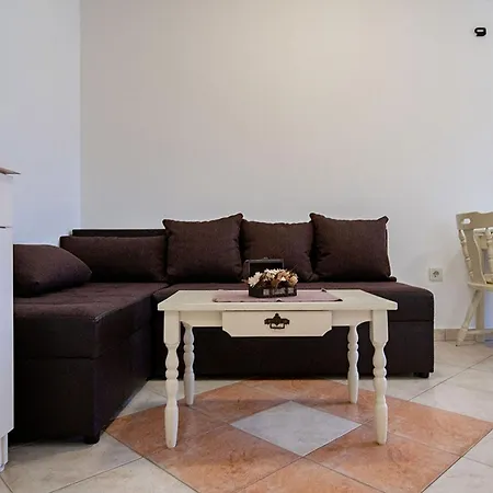 Apartment Mistral *