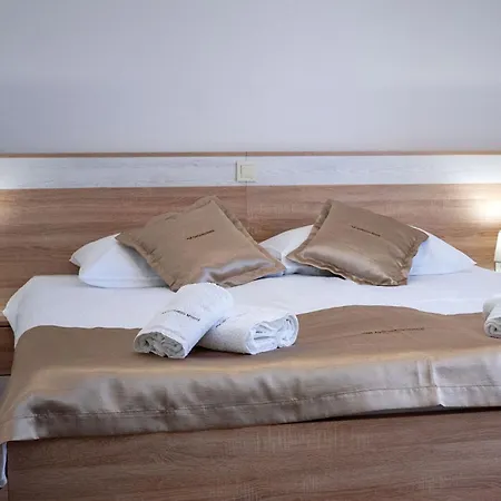 Apartment Mistral
