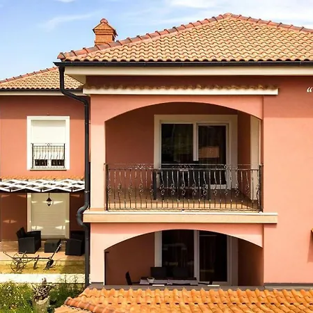 Apartment Mistral